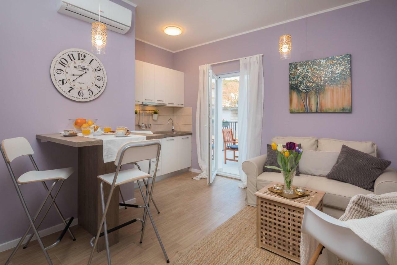 Zlatin Dvor - Apartments For 3, Terrace, Trogir Center, Beach At 5-Min, Bike Friendly Eksteriør billede